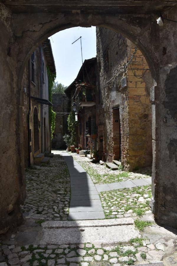 Ferienwohnung Al Castello Di Leprignano Capena Exterior foto